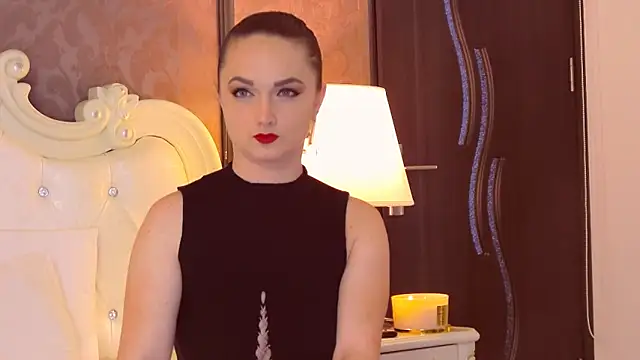 EllianaReese online show from 03-23-25, 06:47