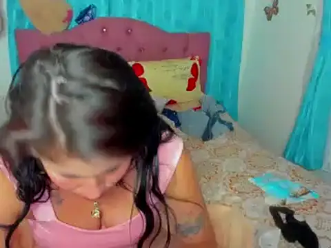 Snapshot of Dana_Jeins chatting on 01-10-25, 01:10 Dana Jeins online show from 01-10-25, 01:10