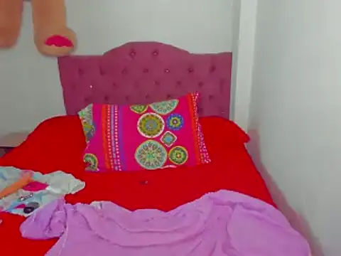 Snapshot of Dana_Jeins chatting on 01-18-25, 11:33 Dana Jeins online show from 01-18-25, 11:33