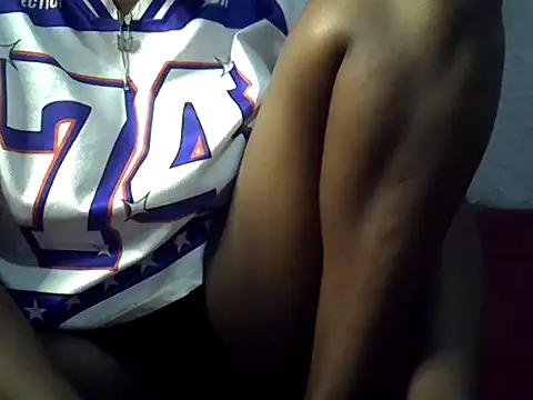 skinnysexynaughty online show from 10-09-25, 09:13