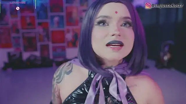 Snapshot of sensualkattt chatting on 10-31-25, 01:45 sensualkattt online show from 10-31-25, 01:45