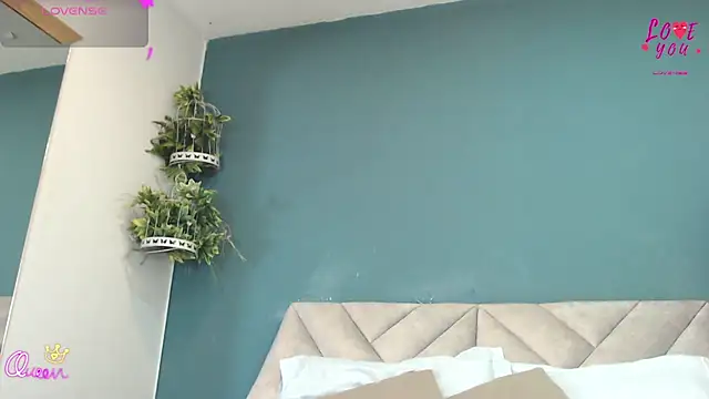 Snapshot of SharisWillian chatting on 06-29-26, 03:57 SharisWillian online show from 06-29-26, 03:57