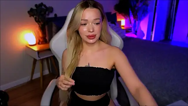 Lily Yin online show from 03-21-26, 05:34