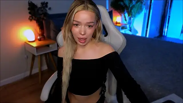 Lily Yin online show from 04-09-26, 06:19