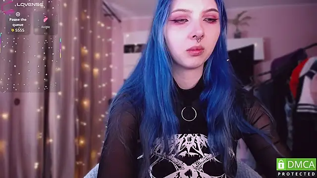 JustMeowGirl online show from 01-10-26, 05:09