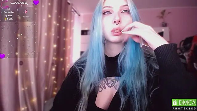 JustMeowGirl online show from 03-14-26, 05:02