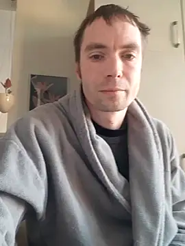 Schnubby1 online show from 01-16-25, 01:14