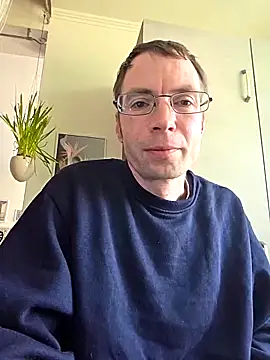 Schnubby1 online show from 03-21-25, 11:01