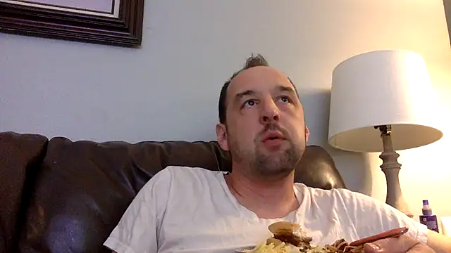Snapshot of Kink_Master_Daddy chatting on 06-17-26, 12:02 Kink Master Daddy online show from 06-17-26, 12:02