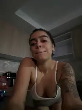 Snapshot of Foxy_Assh_ chatting on 06-15-26, 12:57 Foxy Assh online show from 06-15-26, 12:57