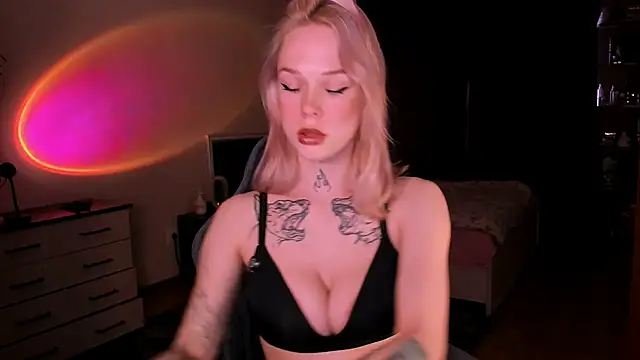 Polusladkoye online show from 04-07-26, 03:12