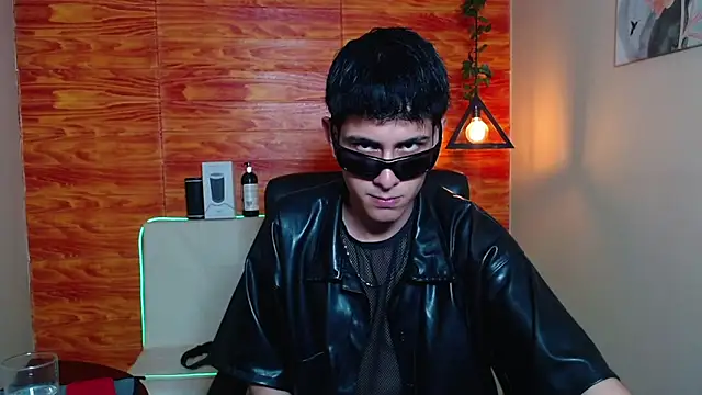 Bastiaan 28 online show from 01-22-25, 07:03