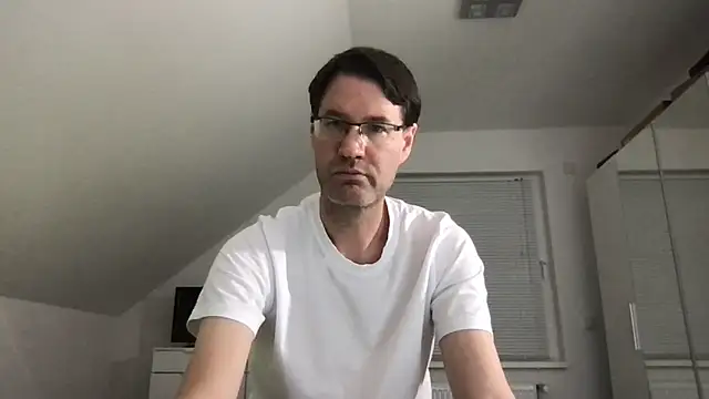 zxzx cam1 online show from 03-22-25, 04:04