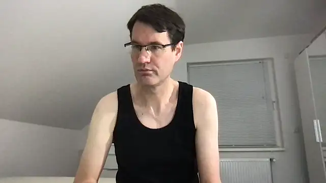 zxzx cam1 online show from 01-06-26, 05:16