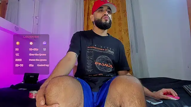 Snapshot of estiben_05 chatting on 02-03-26, 04:01 estiben 05 online show from 02-03-26, 04:01