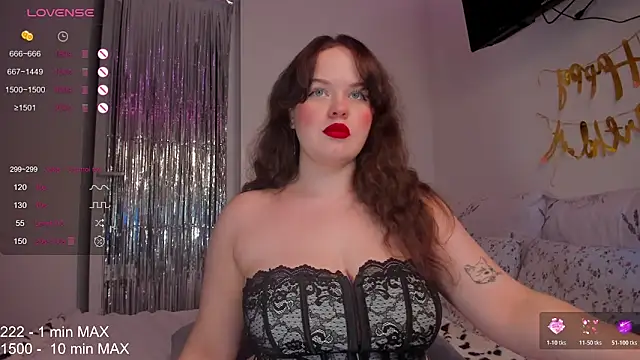 Snapshot of HANNA_MONTANAS chatting on 12-21-25, 03:30 HANNA MONTANAS online show from 12-21-25, 03:30