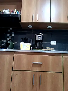 Snapshot of alondraabrown chatting on 01-19-25, 08:30 alondraabrown online show from 01-19-25, 08:30