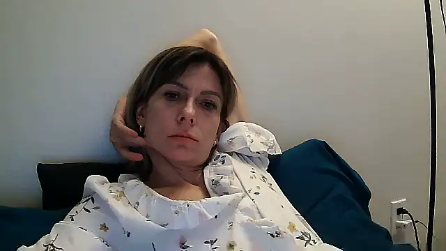 Snapshot of anechka1 chatting on 01-19-26, 02:04 anechka1 online show from 01-19-26, 02:04