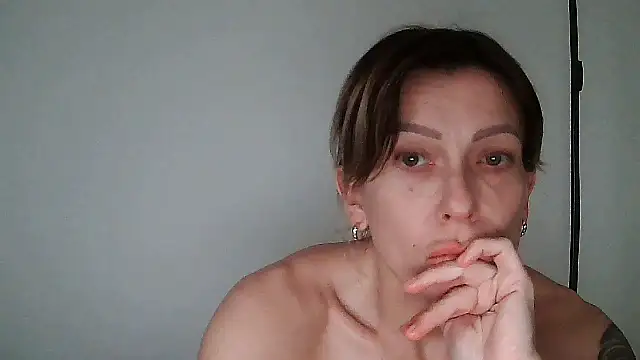 Snapshot of anechka1 chatting on 04-28-26, 11:54 anechka1 online show from 04-28-26, 11:54