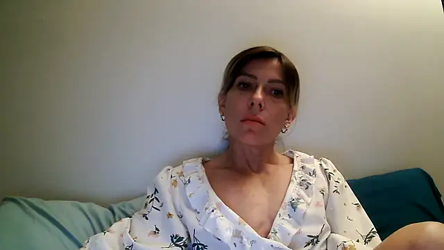 Snapshot of anechka1 chatting on 05-01-26, 12:37 anechka1 online show from 05-01-26, 12:37