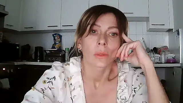 Snapshot of anechka1 chatting on 05-01-26, 10:03 anechka1 online show from 05-01-26, 10:03