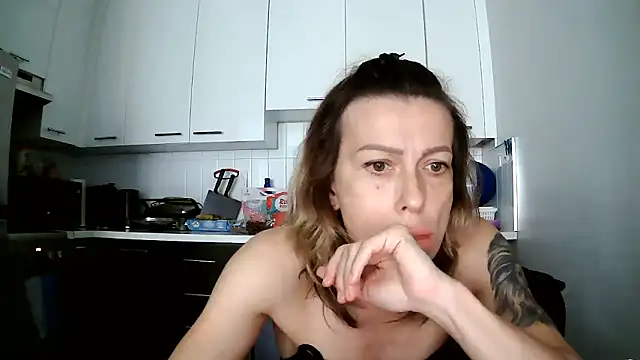 Snapshot of anechka1 chatting on 06-30-26, 04:41 anechka1 online show from 06-30-26, 04:41