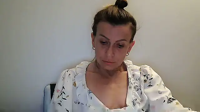 Snapshot of anechka1 chatting on 07-13-26, 12:57 anechka1 online show from 07-13-26, 12:57
