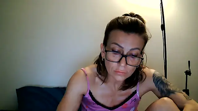 Snapshot of anechka1 chatting on 07-30-26, 01:15 anechka1 online show from 07-30-26, 01:15