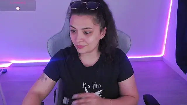 LuciaLoca online show from 04-12-26, 03:06