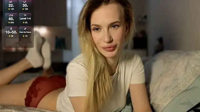 Snapshot of lluna_drug chatting on 01-16-26, 01:15 lluna drug online show from 01-16-26, 01:15