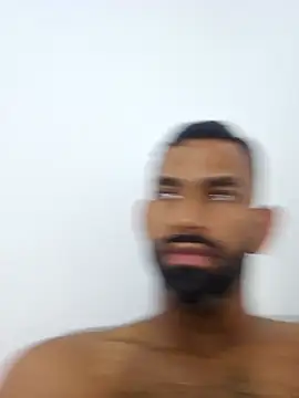 Snapshot of hole_davidd chatting on 02-03-26, 08:30 hole davidd online show from 02-03-26, 08:30