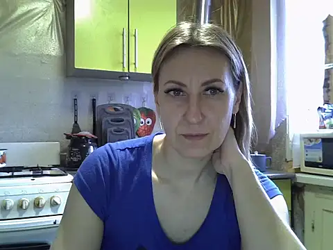 Snapshot of AshleyXHoney chatting on 01-13-26, 06:29 AshleyXHoney online show from 01-13-26, 06:29