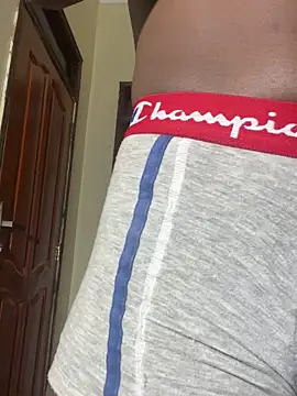 julietunderwoood online show from 09-26-25, 04:38