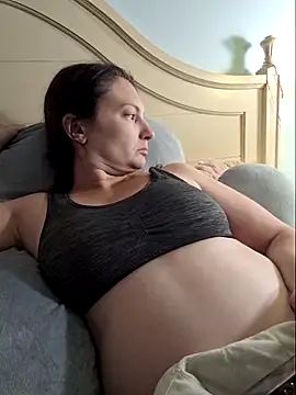 MilfyMrsRobinson online show from 03-19-25, 12:15