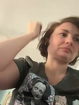 MilfyMrsRobinson online show from 01-19-26, 01:37