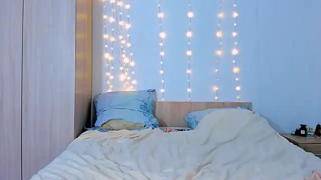 evelinal ove online show from 02-13-25, 04:07