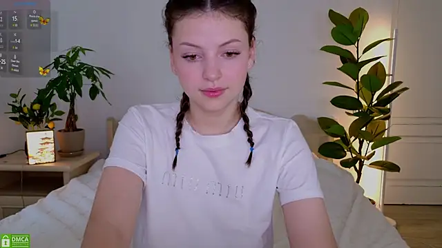 Snapshot of pusichka chatting on 10-05-25, 07:07 pusichka online show from 10-05-25, 07:07