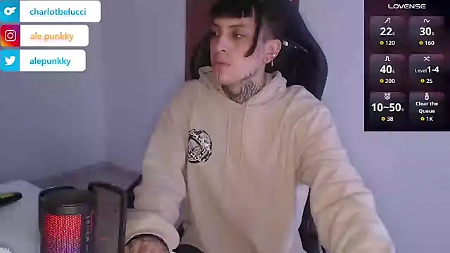 charlotbelucci  online show from 10-05-25, 09:40