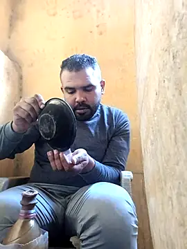 ListedLoin online show from 01-27-25, 02:24