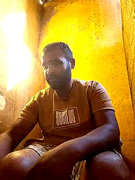 ListedLoin online show from 11-06-25, 01:01