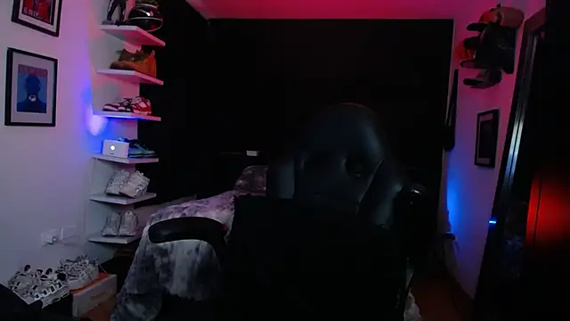 jung dragon online show from 10-23-25, 03:28