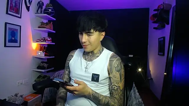 jung dragon online show from 11-11-25, 04:56