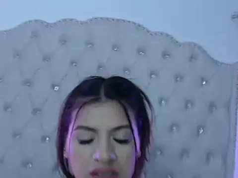 Abril Squirt online show from 02-15-25, 10:22