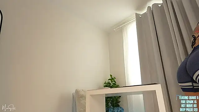 mimmyfit1 online show from 11-11-25, 04:51