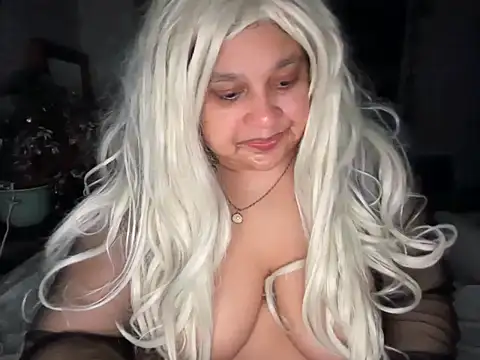 MelanieFawker online show from 09-21-25, 02:57