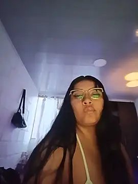 DyannaBloom online show from 06-16-26, 11:07