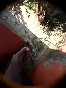 Snapshot of Tamil_boy_age28 chatting on 12-23-24, 06:11 Tamil boy age28 online show from 12-23-24, 06:11