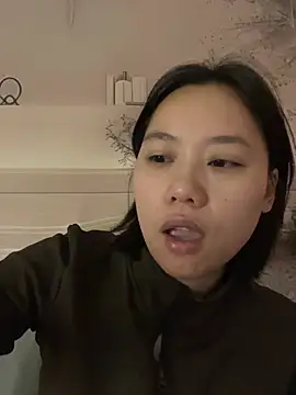 Snapshot of Eliza-E chatting on 01-31-26, 11:25 Eliza-E online show from 01-31-26, 11:25