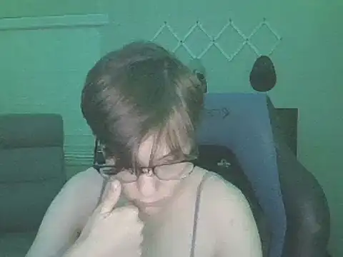 KaliSnow199623 online show from 02-08-25, 05:29