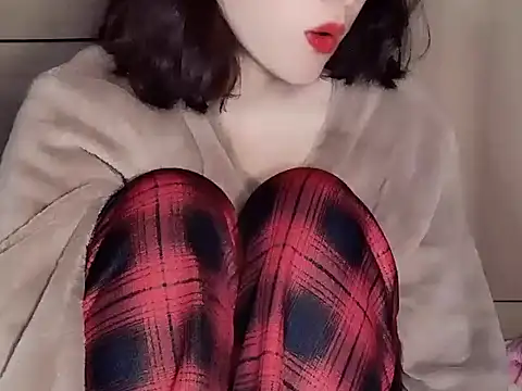 Pink cream online show from 01-17-25, 03:32